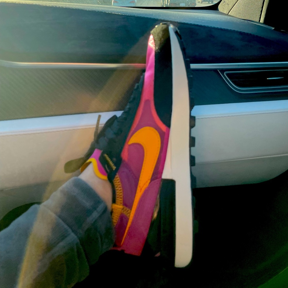 Nike Waffle One women's Size 6